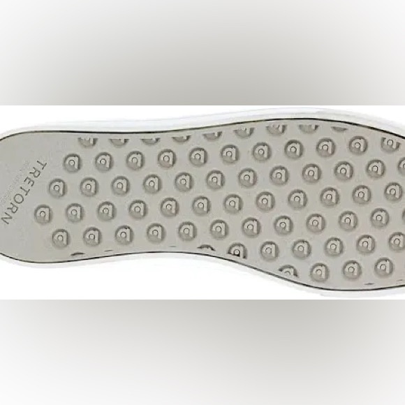 Women’s Tretorn Serve size 7 - Picture 8 of 8